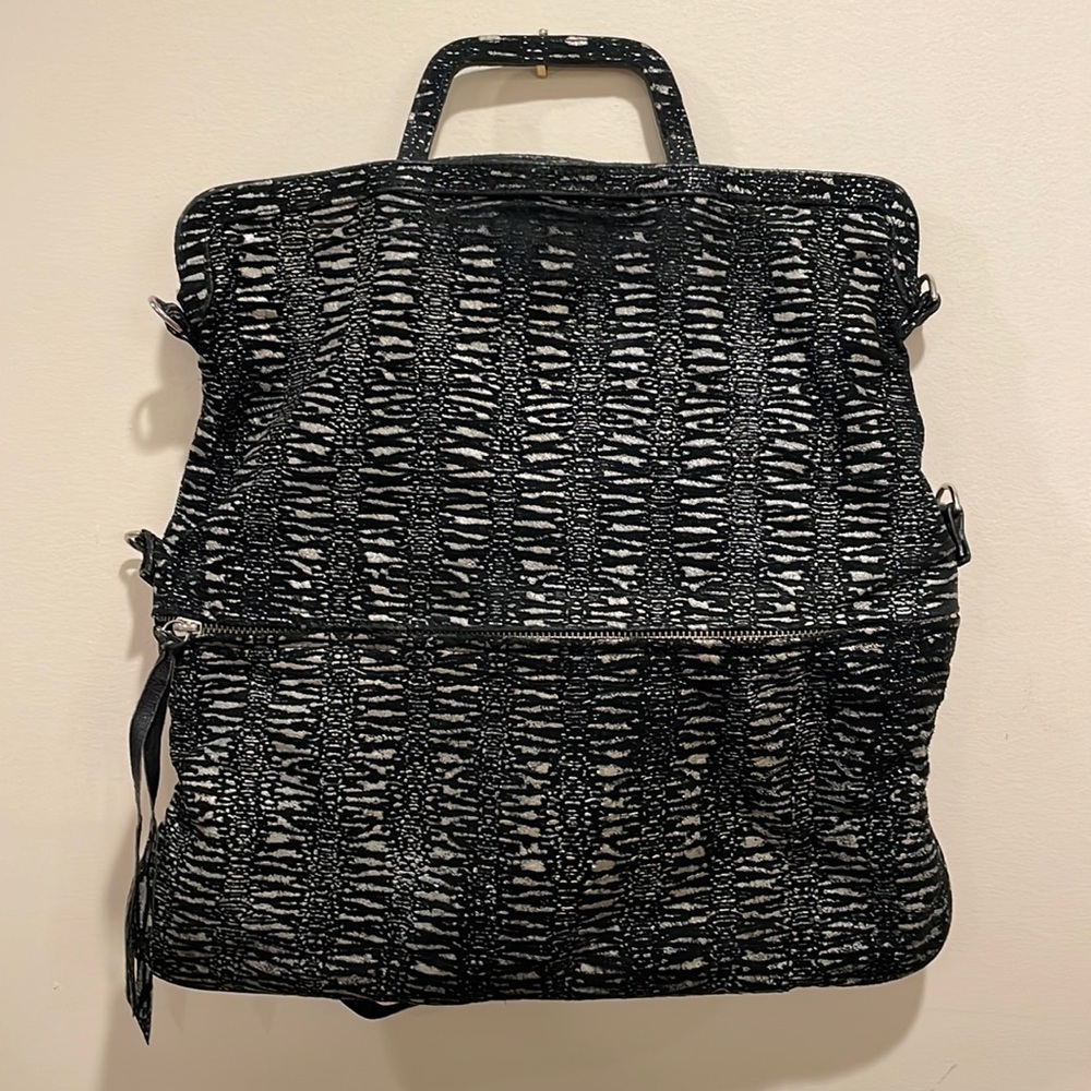 Arza Designer Shoulder Messenger/Laptop Bag in Tiger Print